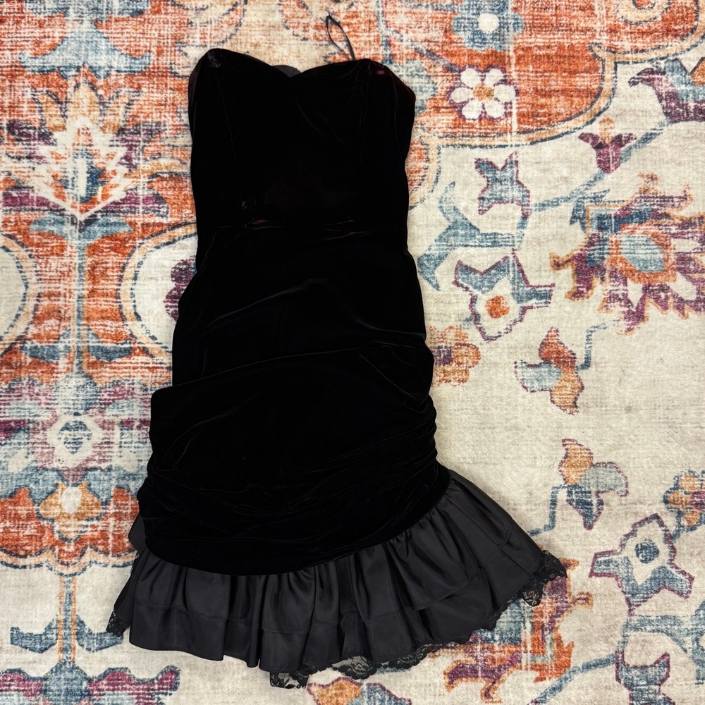 Vintage Jolie Madame Black‎ Velvet Strapless Dress Lace Ruffle Formal HOCO Prom